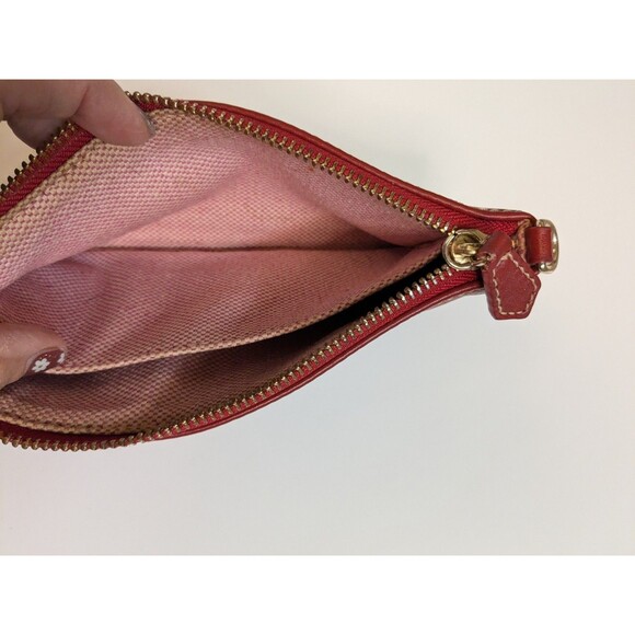 Dooney and Bourke Large Slim Wristlet Pebble Grain Leather Red w/Gold Clutch Bag - Picture 4 of 7